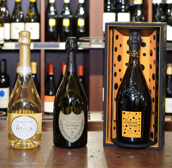 CHAMPAGNE